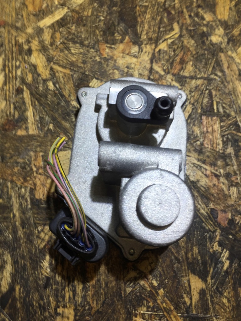 фото №4, Audi a5 8t 3.0 tdi регулятор коллектор 059129086g