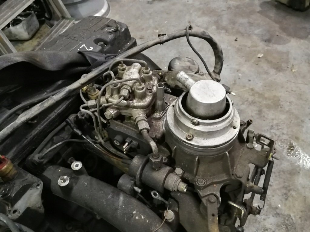 Купити Двигун 1.8 b m102910 комплектний  mercedes w201 190e 2