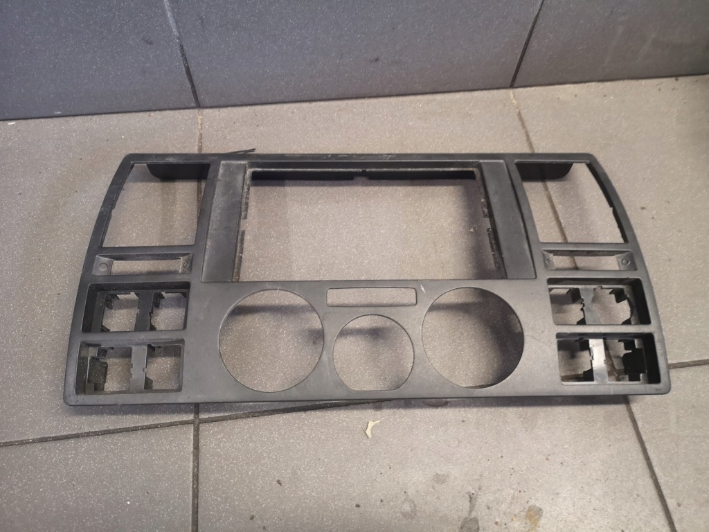 Купить Рамка накладка радио консоли vw t5