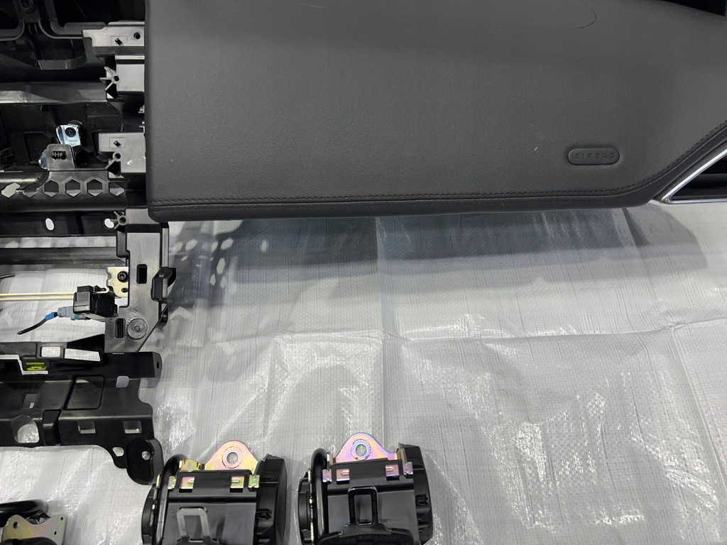 фото №4, Jaguar f-pace консоль приборная панель приборная приборная панель