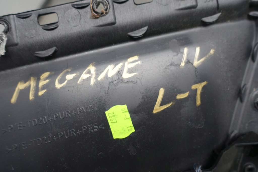 фото №6, Renault megane iv обшивка дверь левый задняя задний