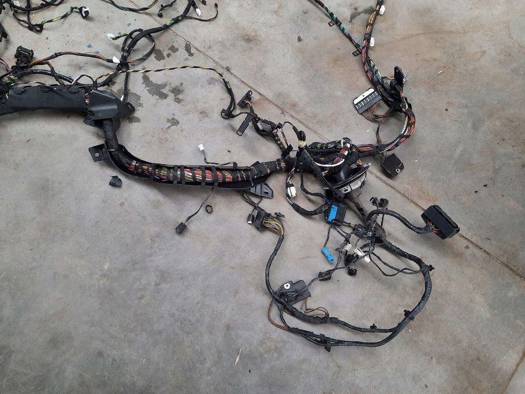 фото №7, Bmw x1 e84 2.0i lift джгут відсік, салону