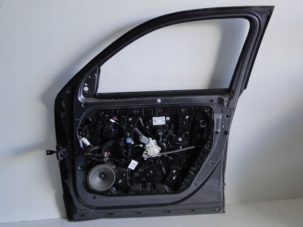 фото №9, Mercedes glb x247 247 дверь передние правое перед правый