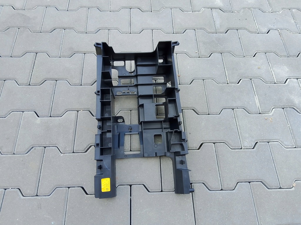 фото №1, Vw atlas cross lift 2021 кронштейн консоли 3cn863233a