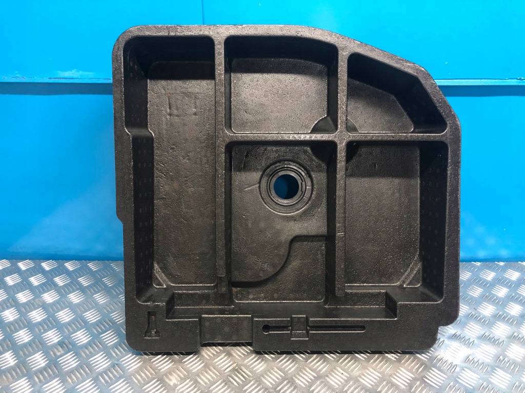 Купити Mercedes clk w209 кабріолет  вкладиш колеса пінополістирол