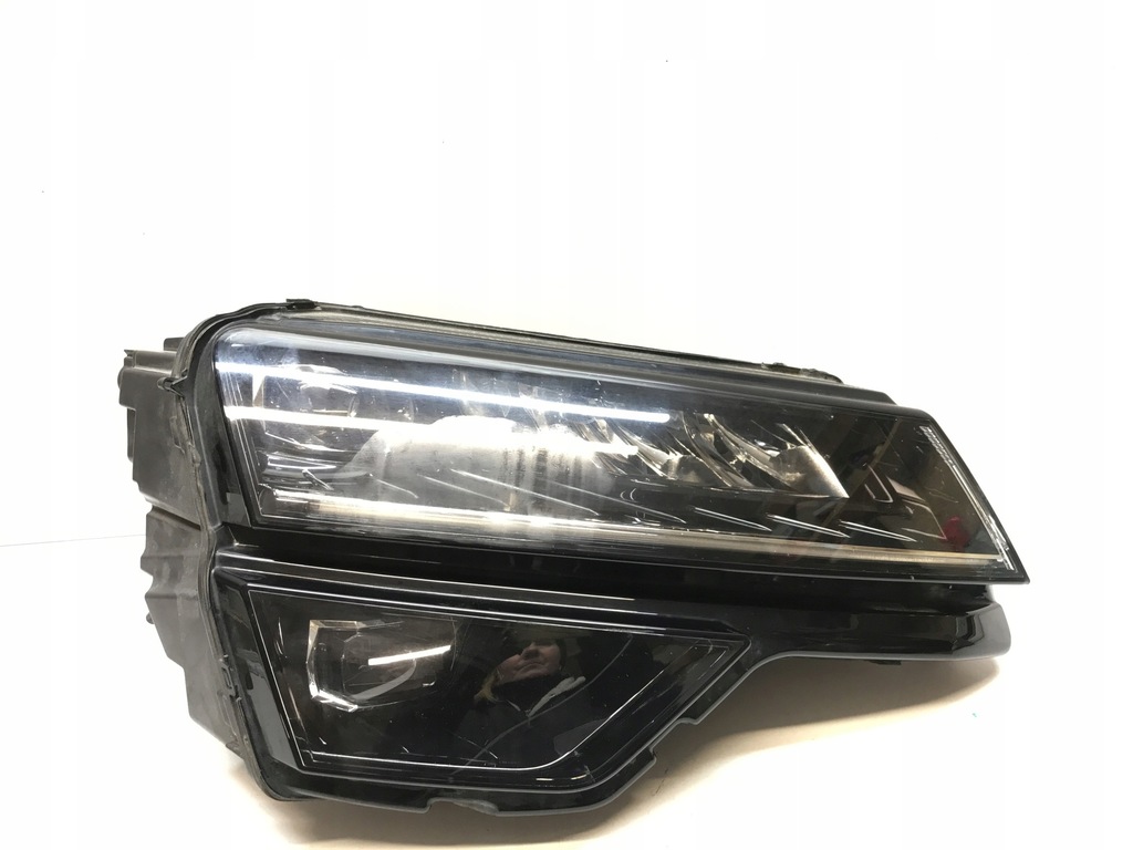 фото №1, Skoda karoq лампа правая full led 57b941016f