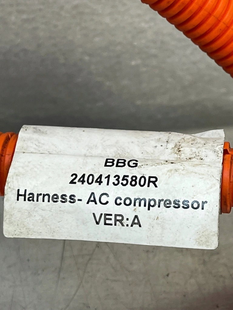 фото №5, Шланг аккумулятора dacia spring 240413580r