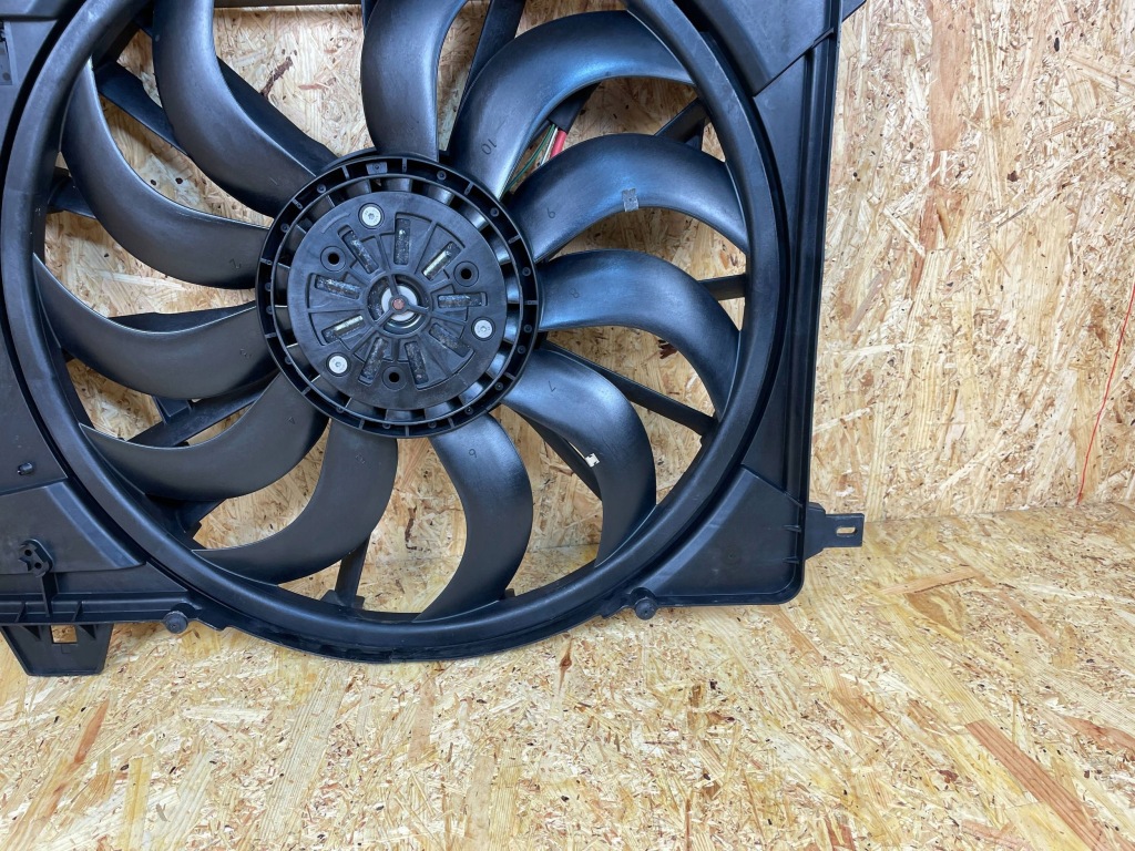 Вентилятор радіатор корпус land range rover jaguar gj32-8c607-bc в Україні