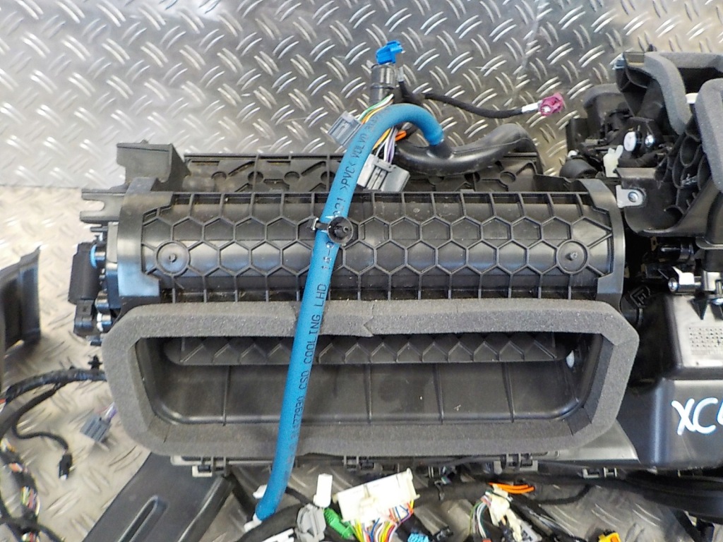 фото №3, Volvo xc40 17-21 обігрівач