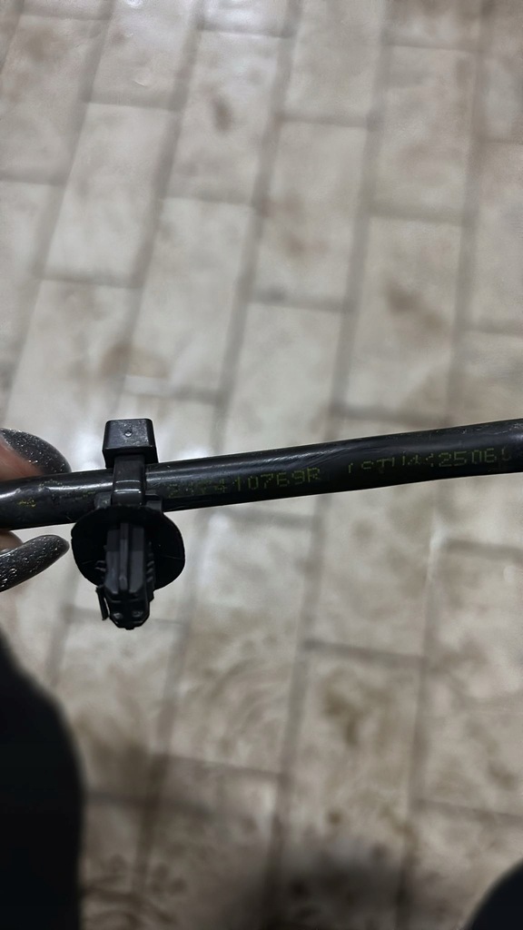 фото №4, Шланг wąż wody renault arkana 217410769r