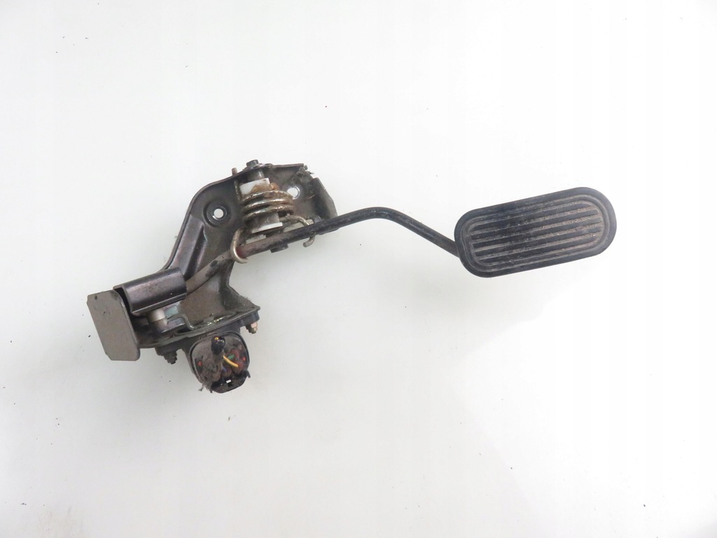 фото №7, Потенциометр газа toyota avensis verso 2.0 d 8928147010 1983003010