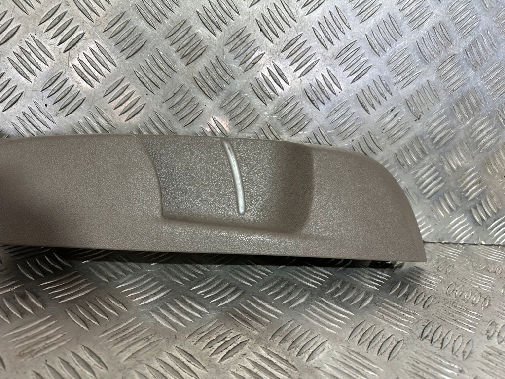 фото №5, Vw golf vi защита сиденье пассажира правая коричневый 1k4881318p