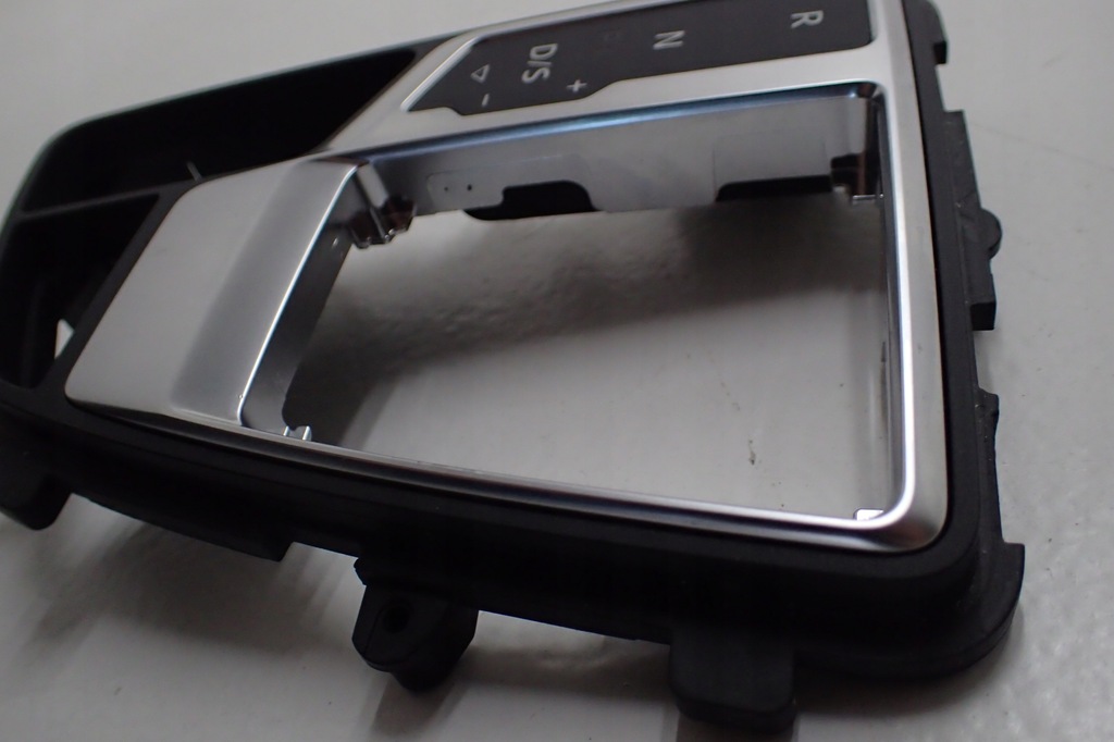 фото №6, Audi a5 8w рамка передач 8w1713111c