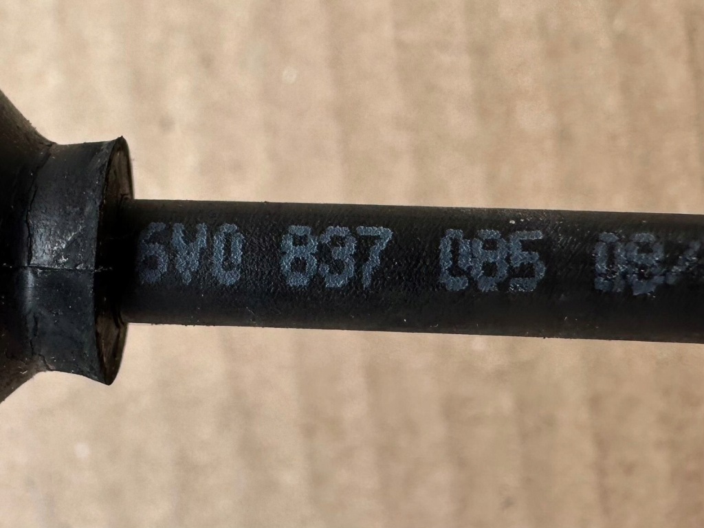 Skoda fabia iii трос тягa замка двері водія 6v0837085 Доставка