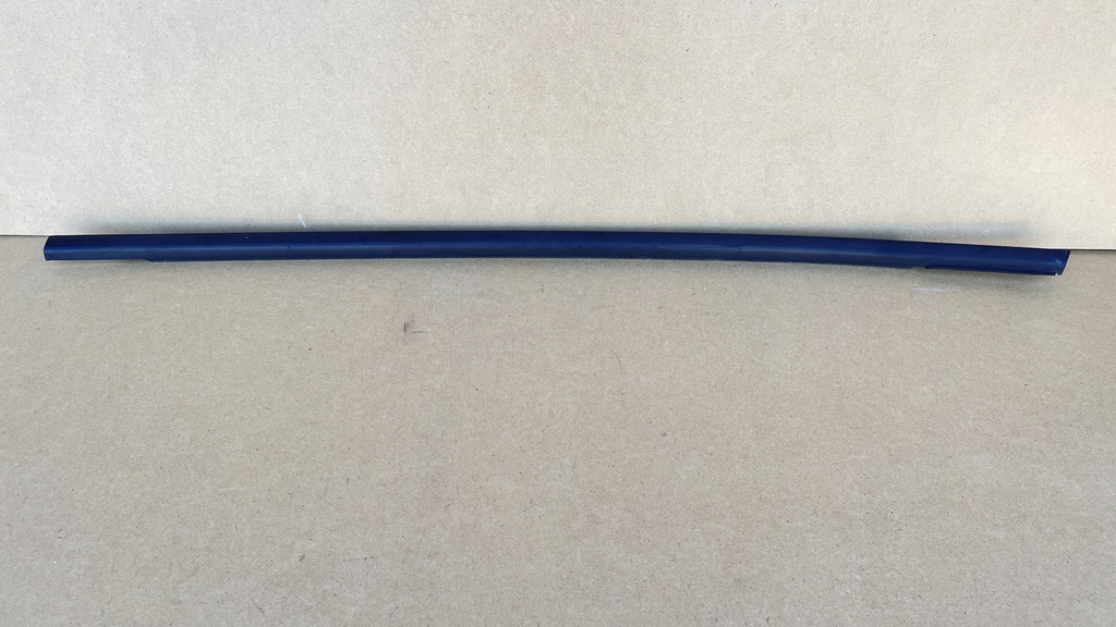 фото №1, Молдинг ущільнювач двері mazda 3 2019