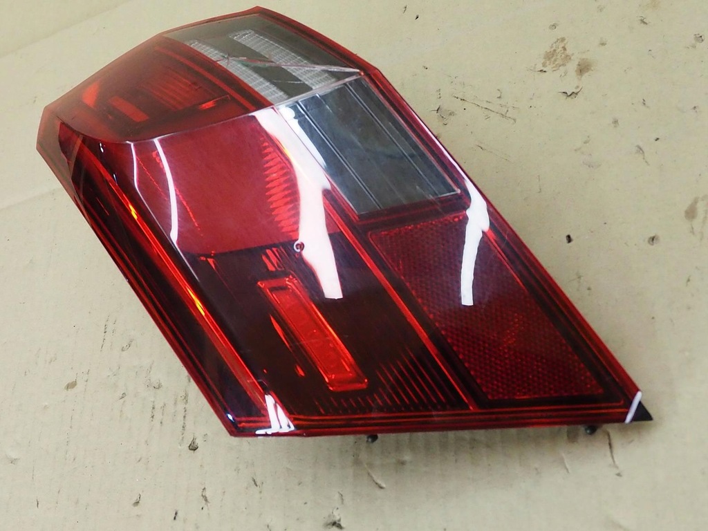 фото №9, Vw golf viii 8 hb лампа led задняя левая 5h0945095c