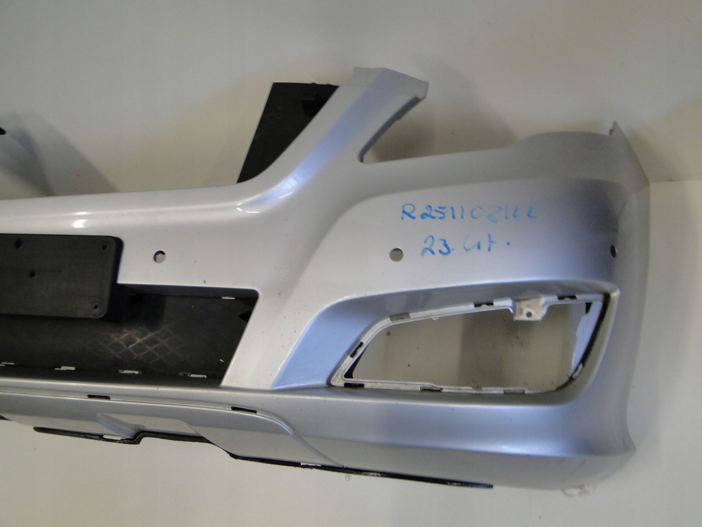 фото №4, Mercedes r klasa 251 w251 бампер передний pts sprysk lift