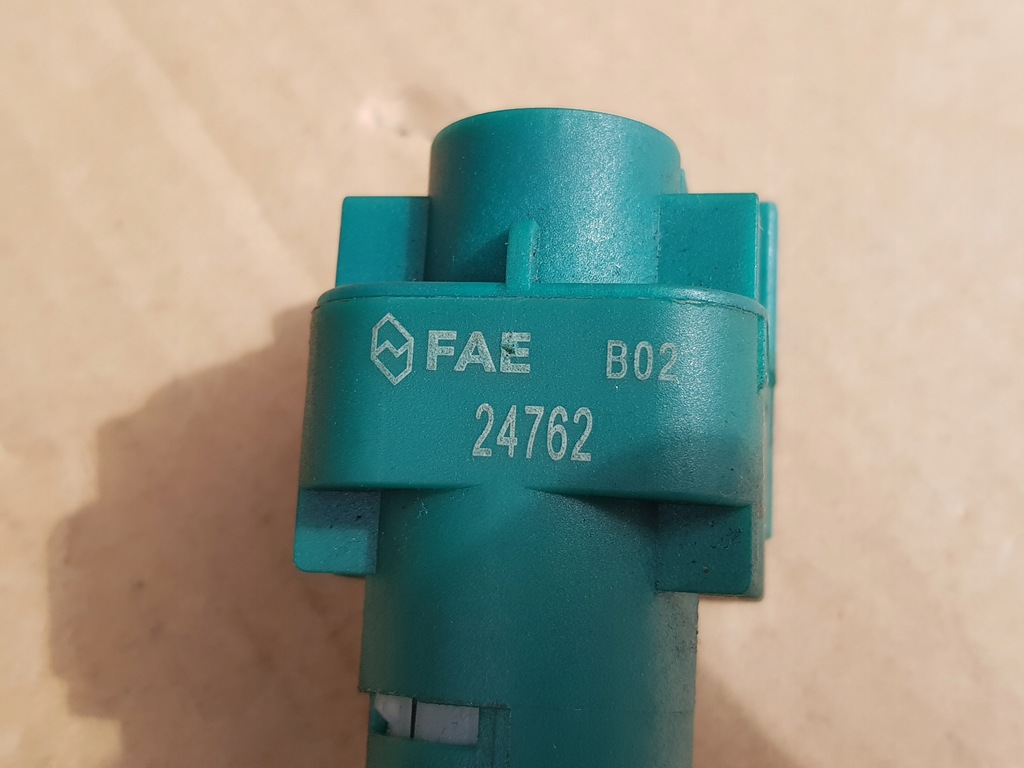 фото №8, Датчик свет стоп-сигнал педали / audi a2 / a3 8l / golf iv / leon i / исправный