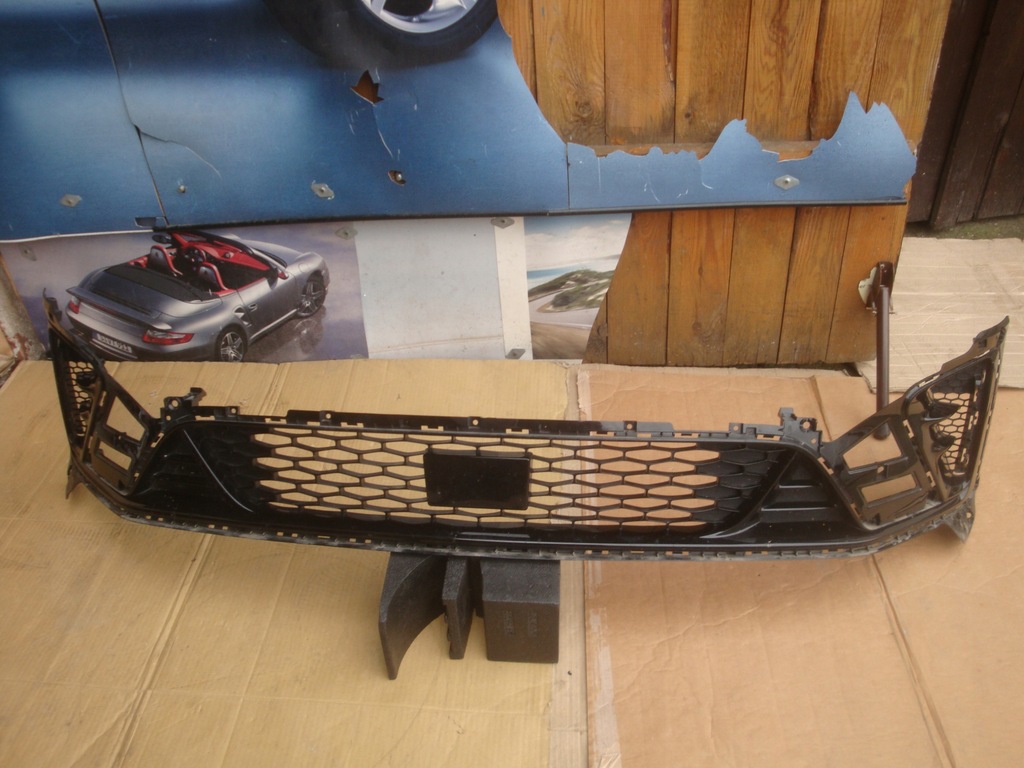 фото №1, Kia proceed решітка бампера перед