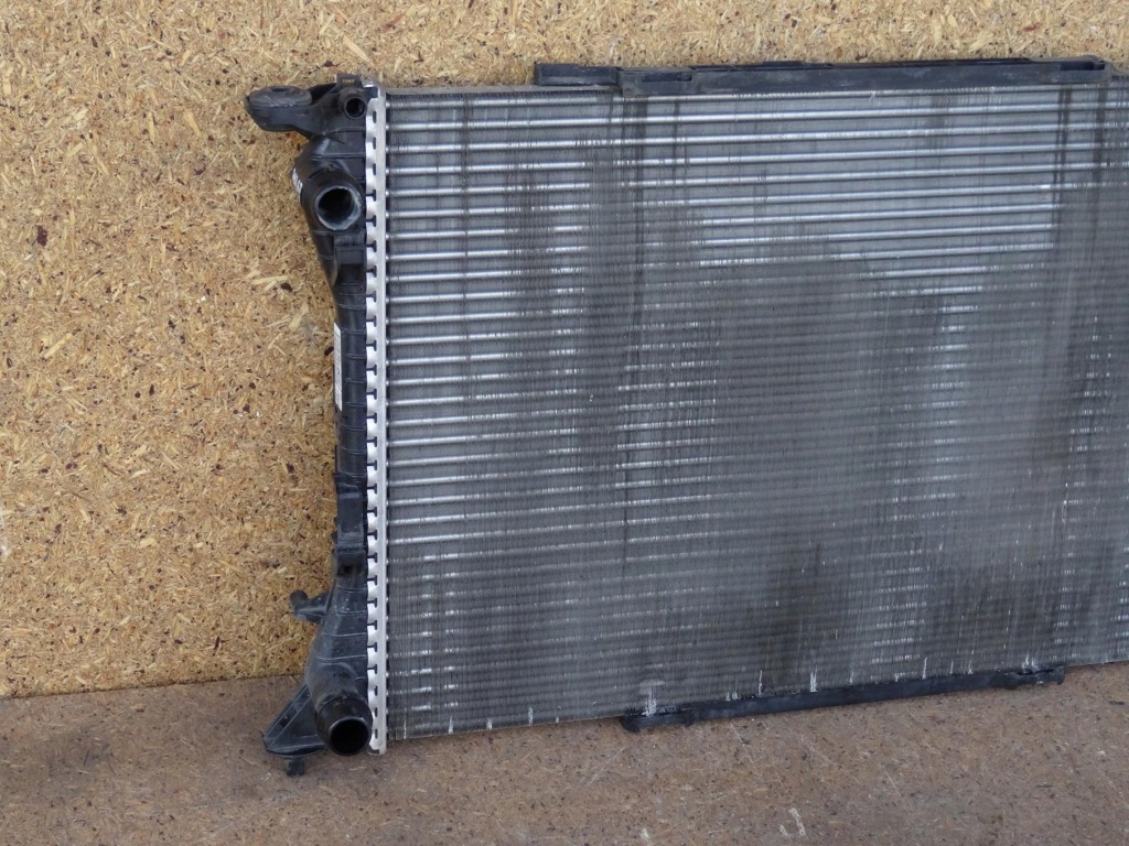 Купить Audi a4 b8 8k a5 8t радиатор жидкость воды 8k0121251r