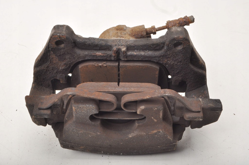 фото №5, Volvo s60 iii v60 xc60 ii 2.0 d3 t5 супорт гальмівний правий перед 31471664