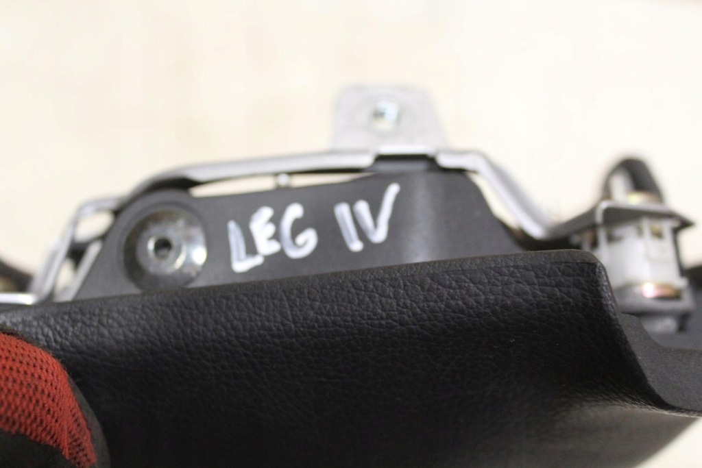 фото №7, Подушка воздушная подушка безопасности руля subaru legacy iv