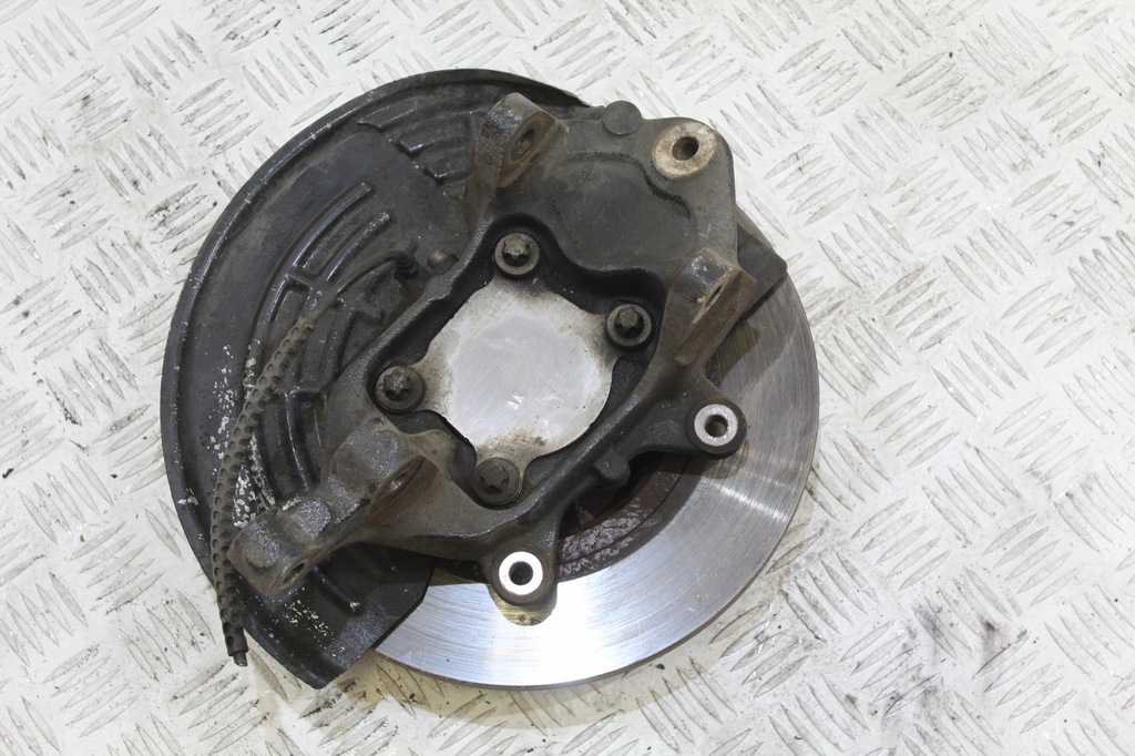 фото №2, Поворотный кулак правый задняя jeep renegade