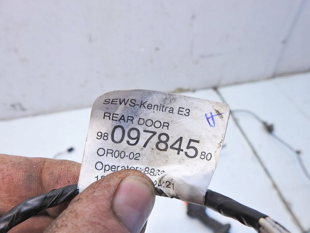 фото №7, Жгут электропроводка дверь задняя citroen c4 cactus 9809784580