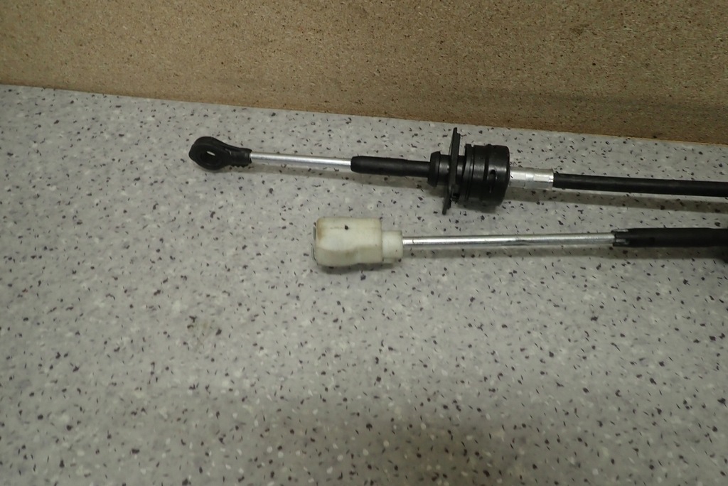 фото №7, Kia picanto 1.1i 04-11 тросы переключения передач