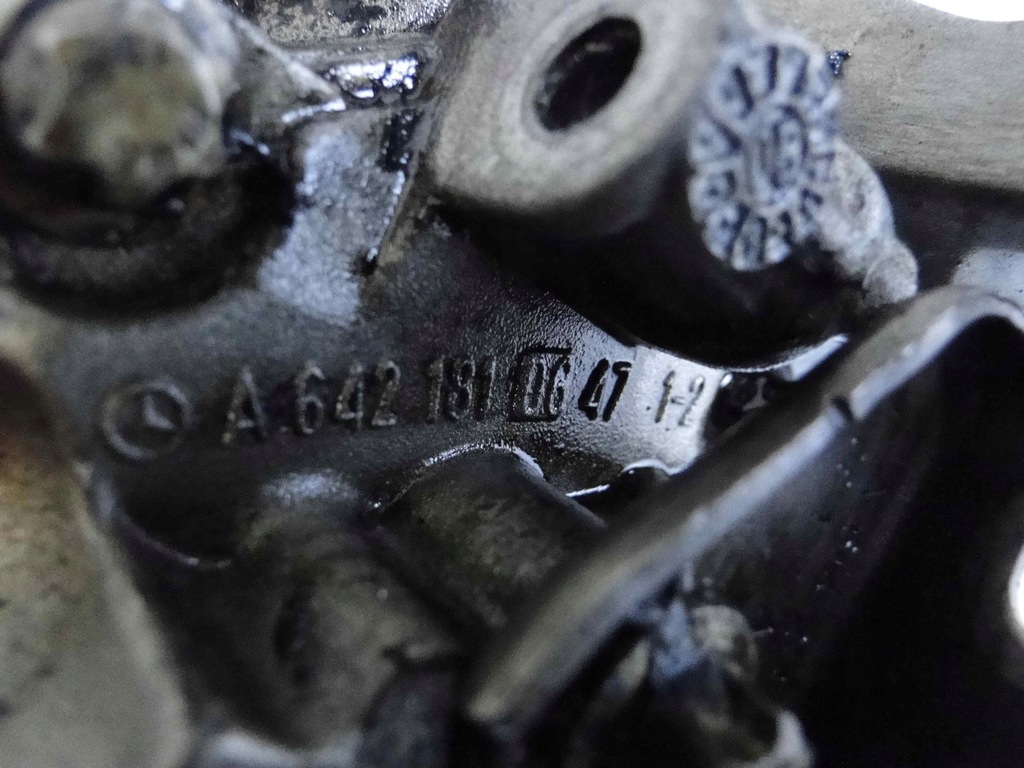 фото №8, Mercedes ml w164 164 насос масла a6421810647