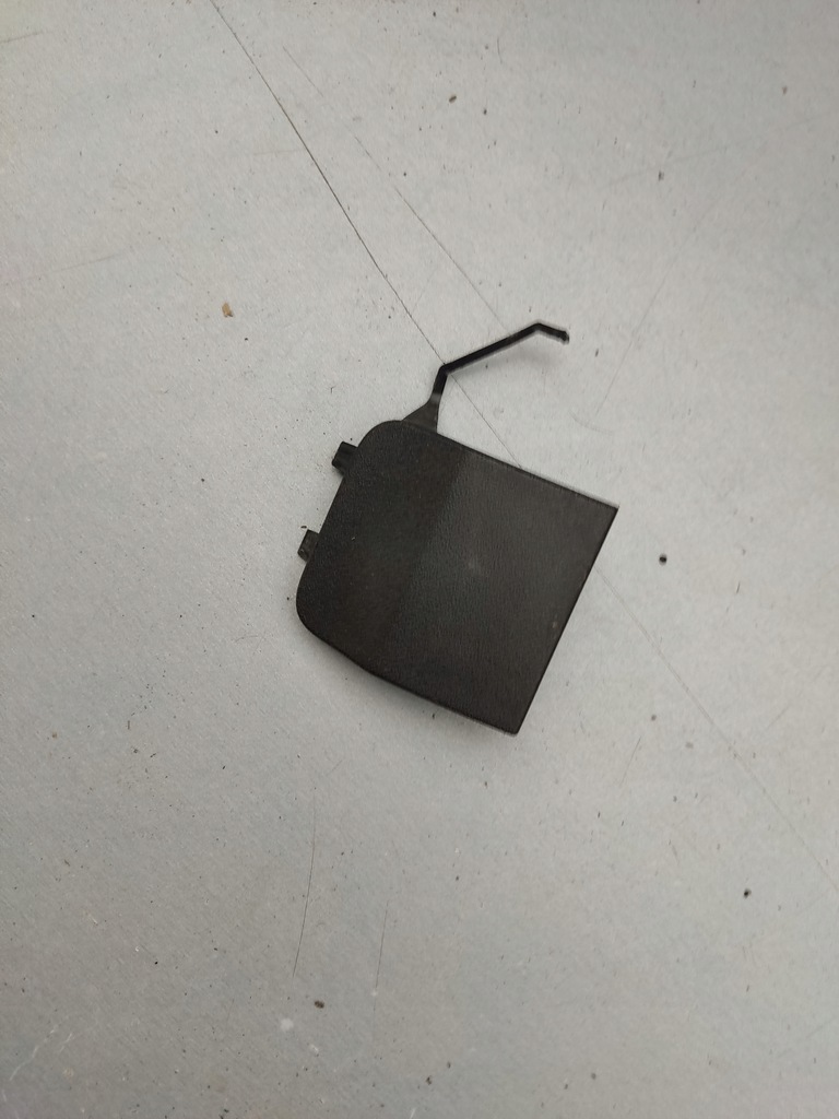 фото №1, Cayenne iii coupe заглушка бампера фаркоп задняя правая