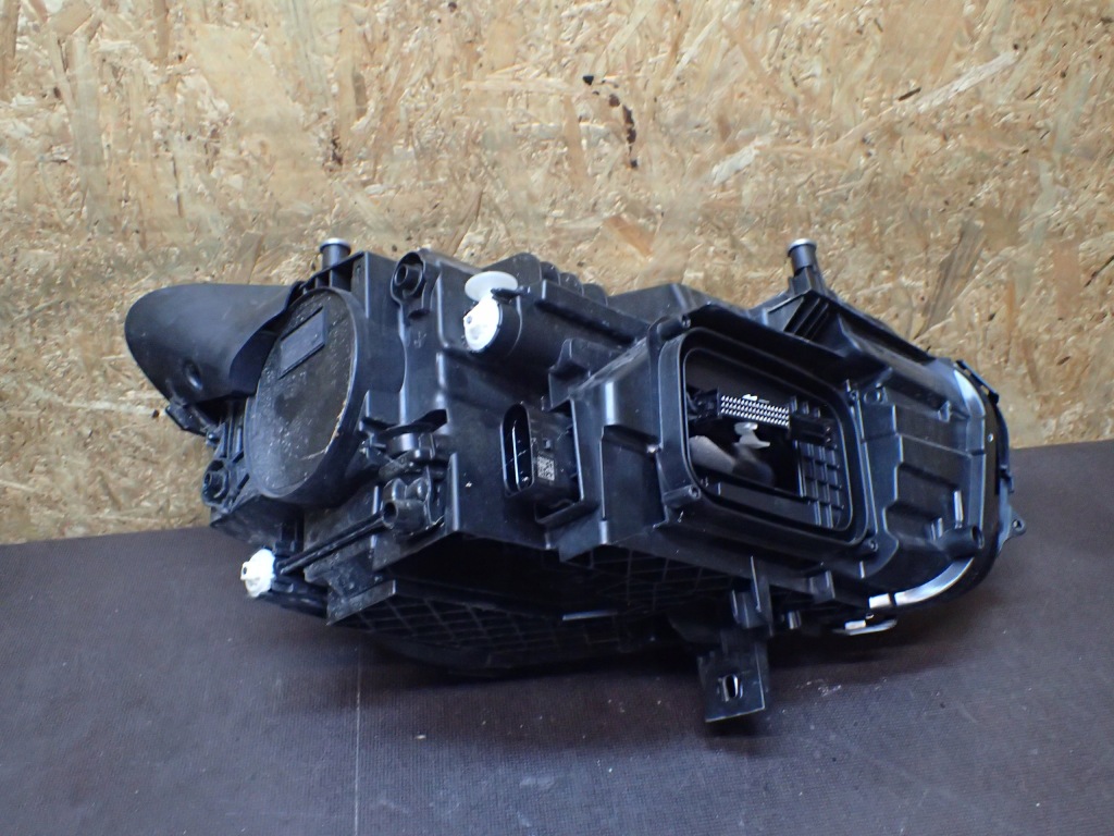 фото №9, Лампа перед ліва mercedes b klasa w247 full led