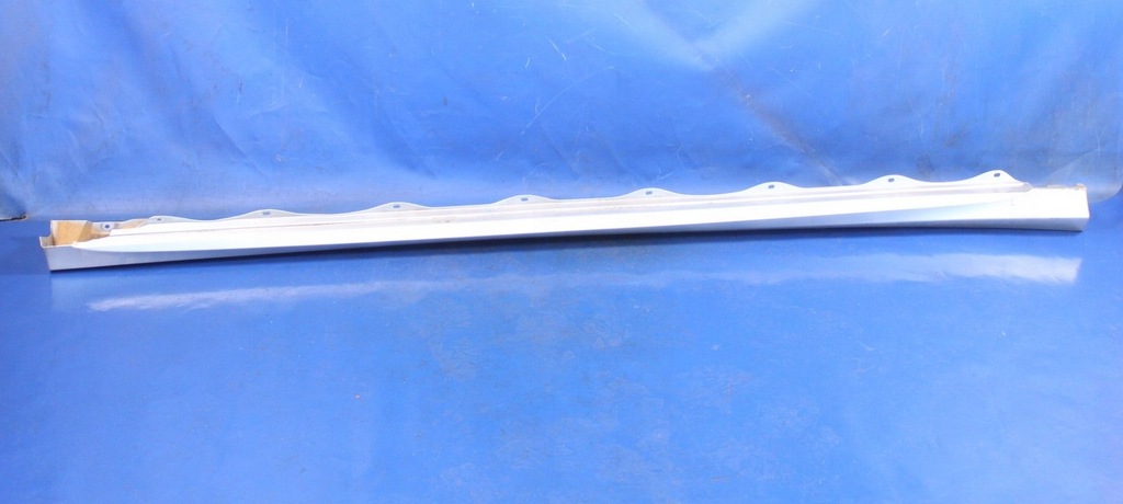 фото №14, Накладка молдинг поріг права mercedes w251 06r 775