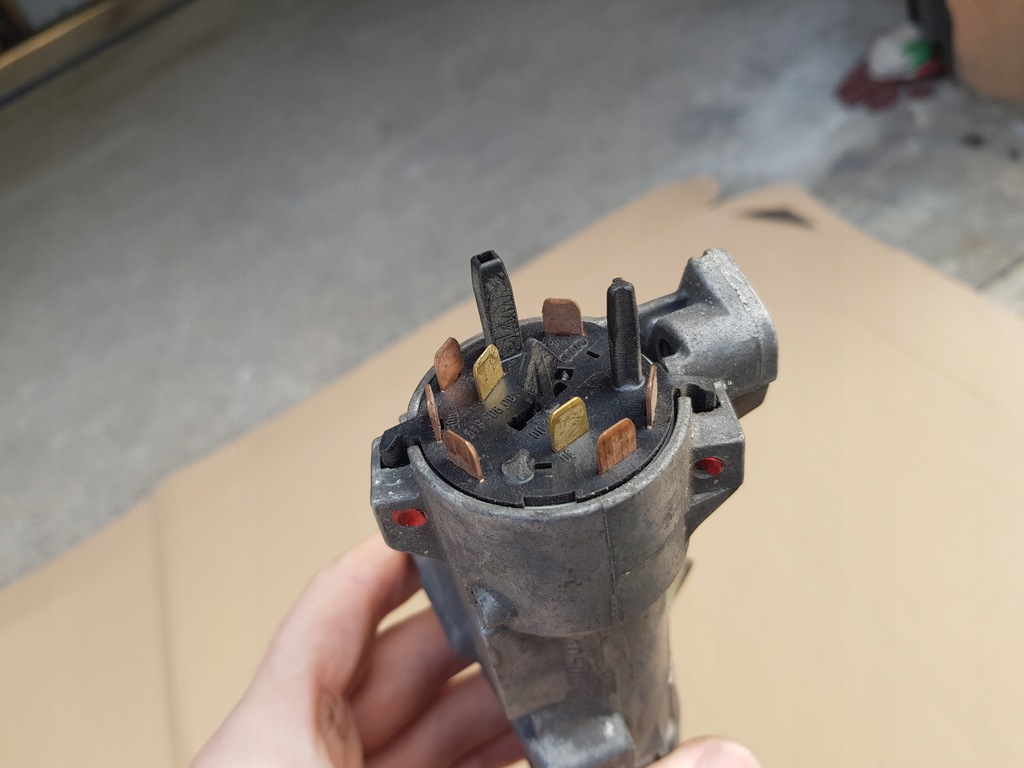 фото №10, Замок зажигания + ключ audi a4 b6 / a6 c5 / a3 8l / tt 8n 4b0905851b sprawdzona