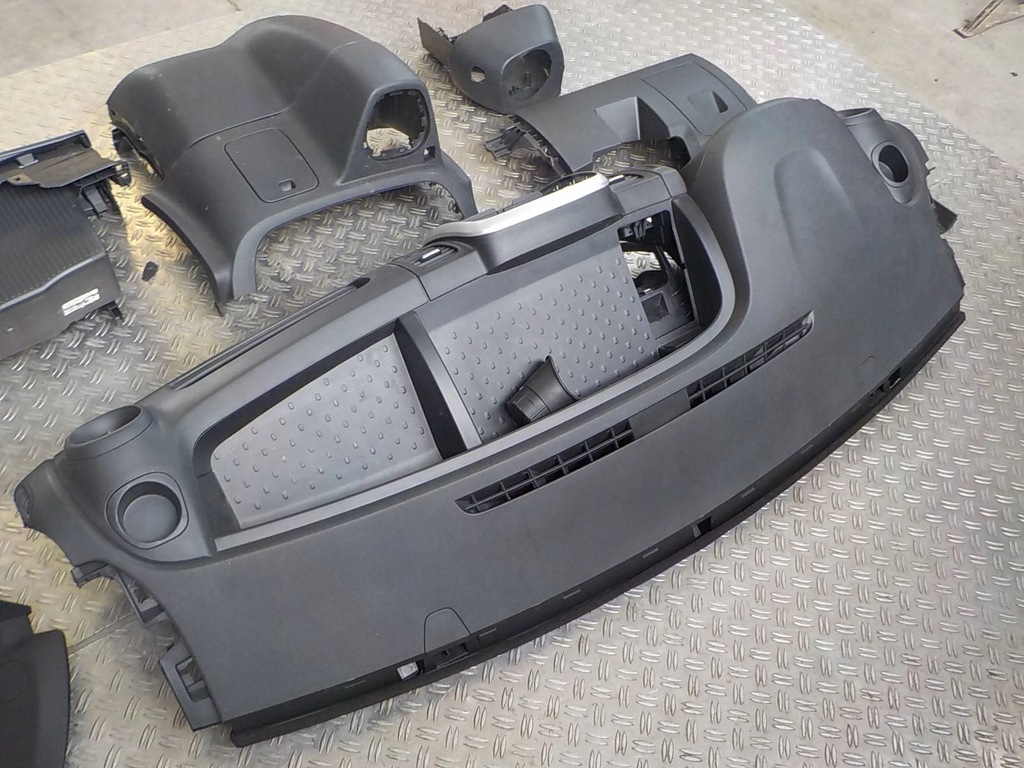 фото №9, Trafic iii консоль приборная панель приборная приборная панель