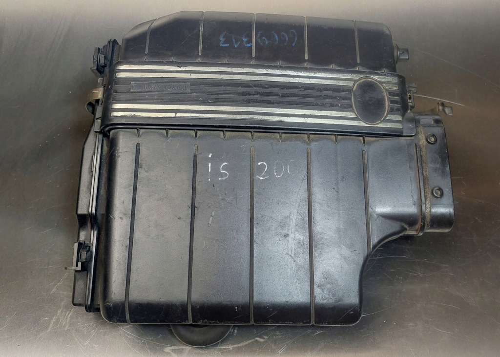 фото №1, Корпус фильтра воздуха lexus is200