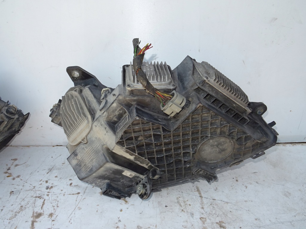 фото №9, Mercedes glc x253 лампы лампа левая a2539060301 правая a2539060401 ils