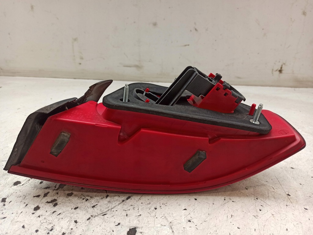 фото №8, Alfa romeo 159 kombi 05- лампа задня ліва 60691365