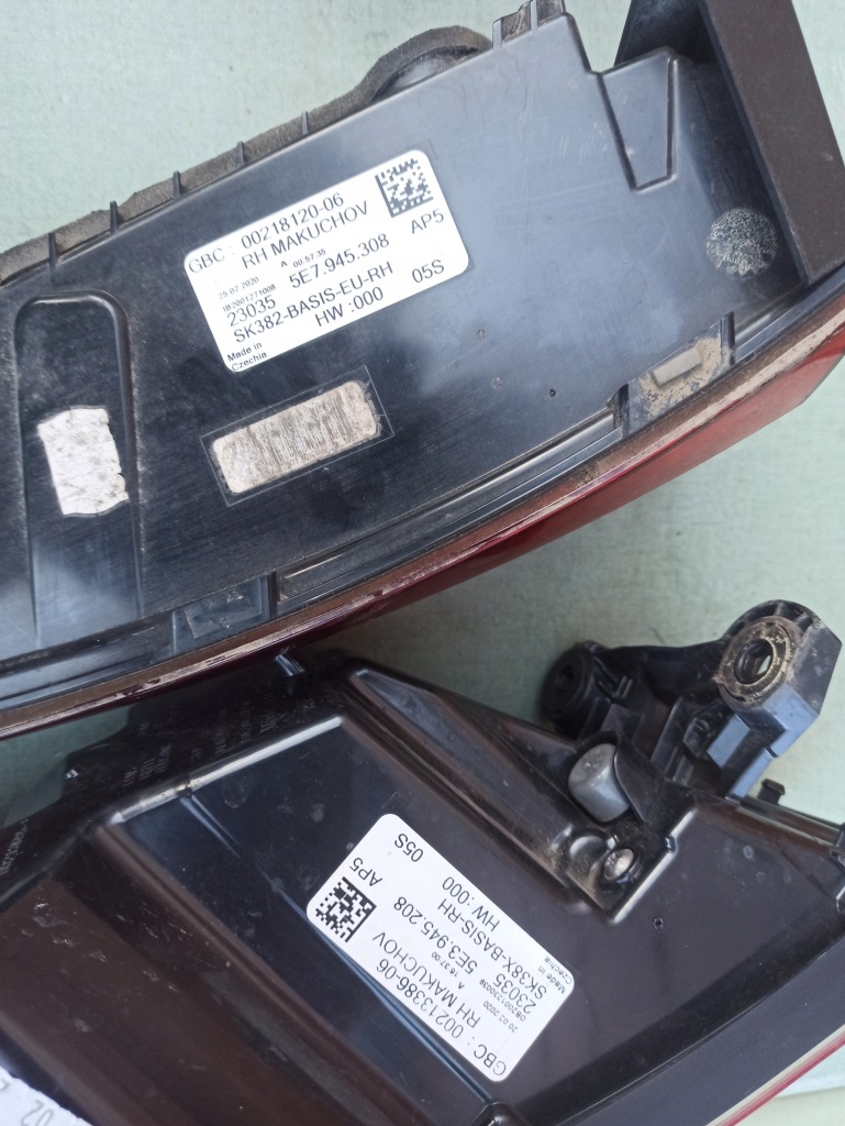 Фари задні led комплект skoda octavia iv combi європа Ціна