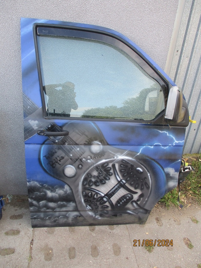 фото №1, Vw t5 transporter дверь перед правое/левое