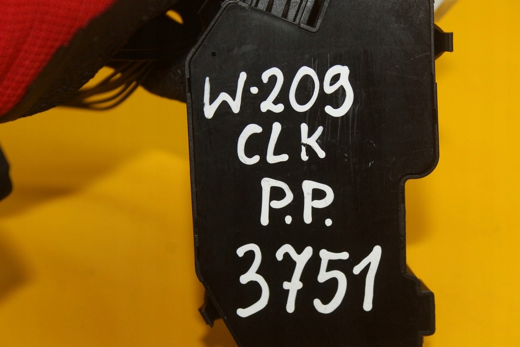 фото №8, Перемикач панель сидіння правий перед mercedes w209 w203 clk 2098202610