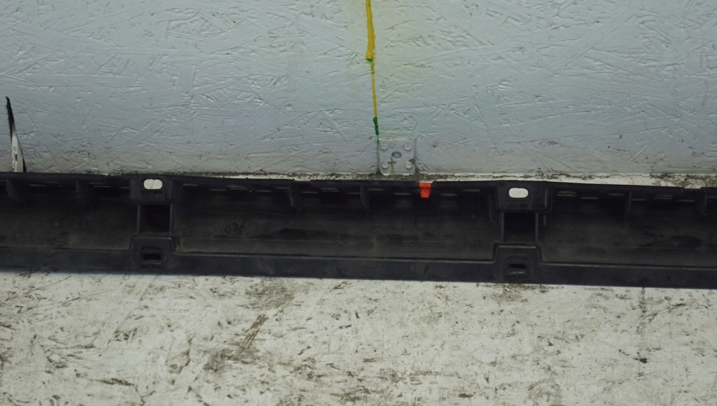 фото №15, Направляющая кронштейн накладки порога левый bmw x3 e83