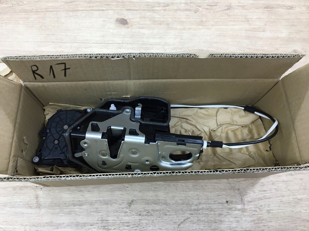 фото №14, Доводчик замок дверь левый передний 51217148475 do bmw 5 gt f07 lift 2013-2017