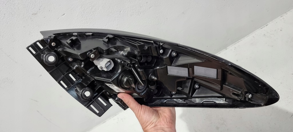 фото №11, Лампа правый задняя задняя toyota c-hr chr 16-19