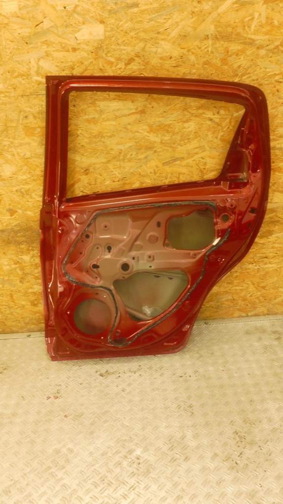 фото №7, Yaris iii двері задні праве задня задні