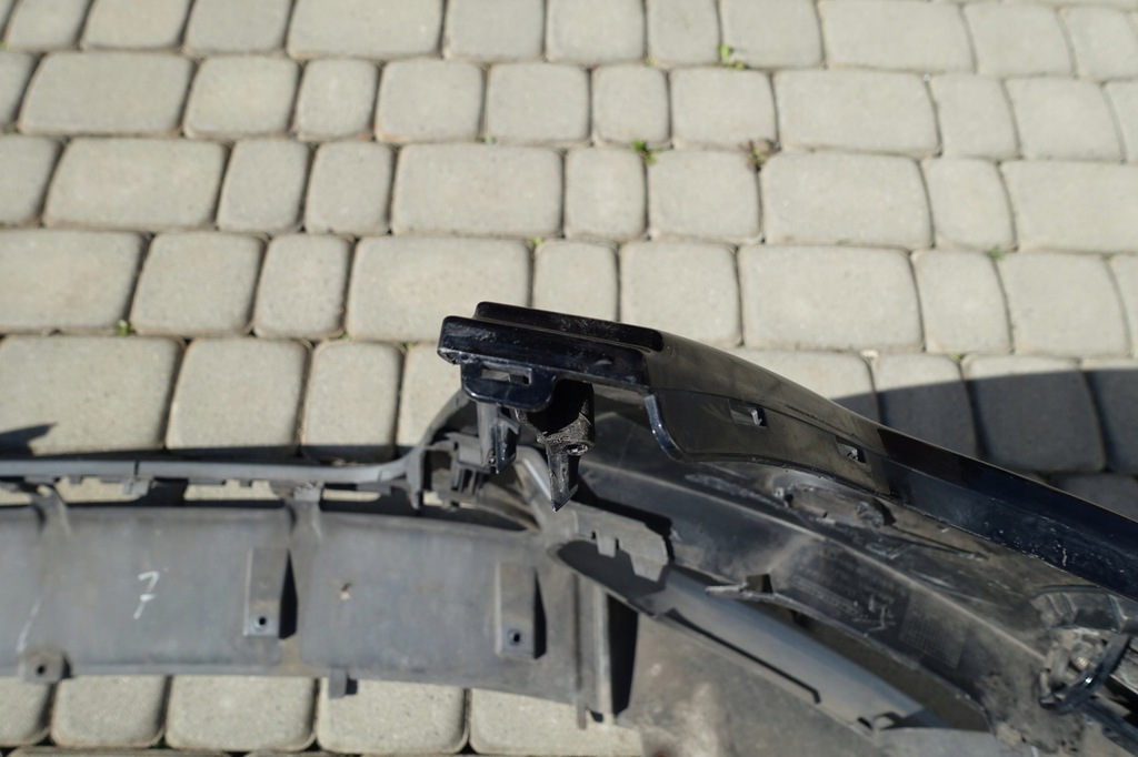 фото №11, Audi a4 b8 8k0 allroad lift бампер передний защита правое кронштейн