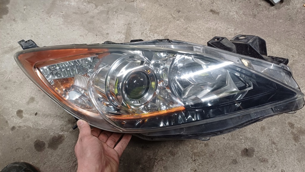 фото №1, Mazda 3 09-13 bl лампа правая передняя