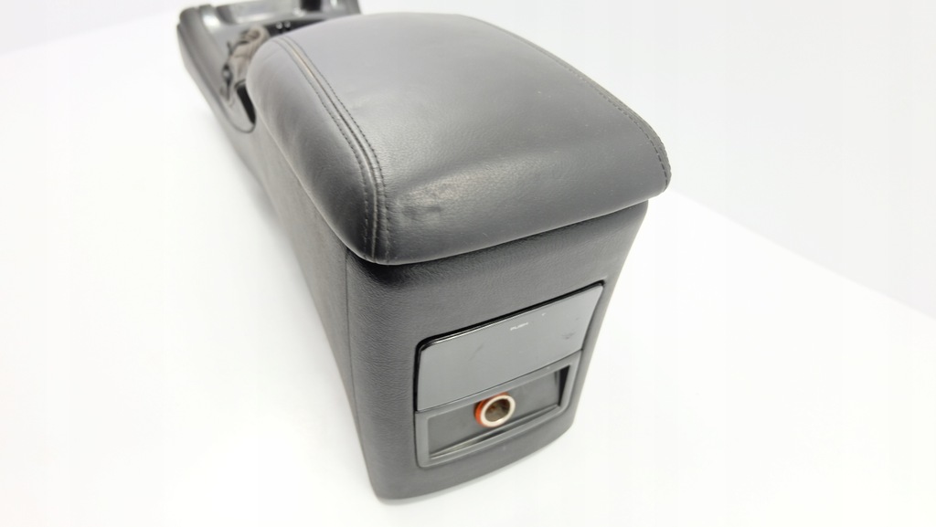 фото №8, Peugeot 607 туннель средний подлокотник