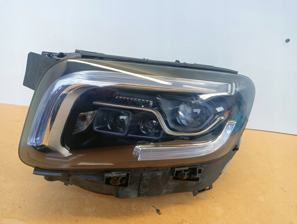 Фара ліва mercedes glb a247 multibeam led Ціна