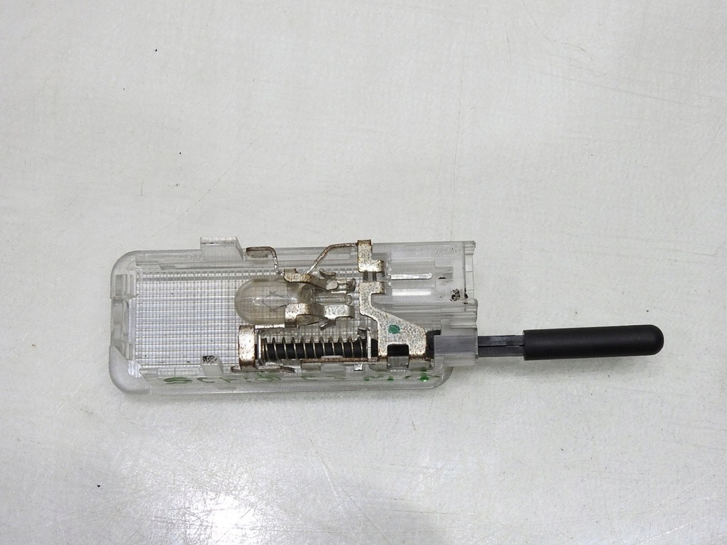 фото №3, Лампа освещение бардачка citroen c3 picasso